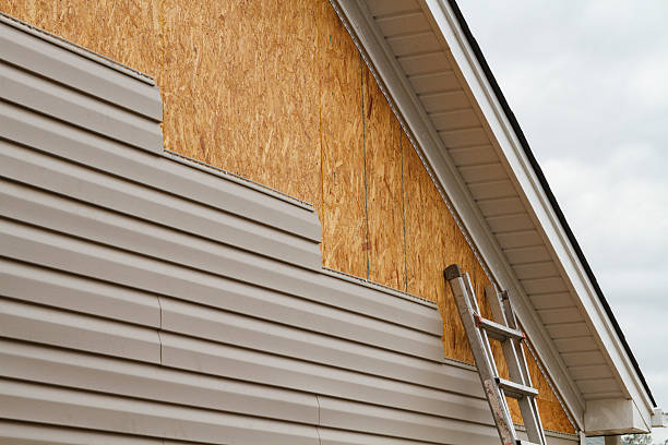 24/7 Emergency Siding Contractor experts in Eaton, OH